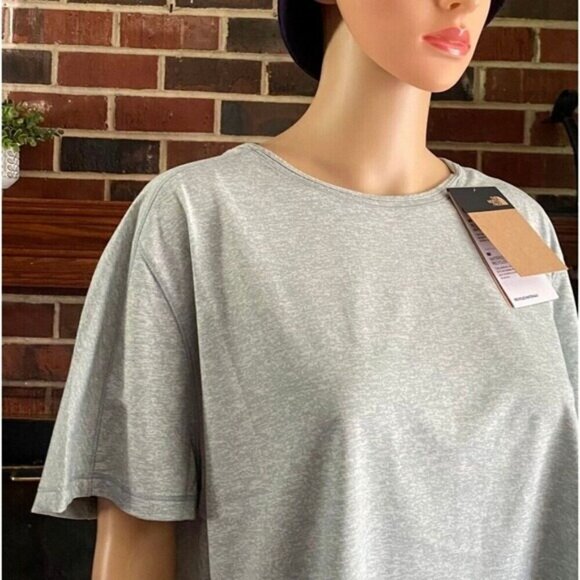 The North Face women’s Short Sleeve Shirt Sharp Size XL Top Cropped Casual New - Picture 10 of 15